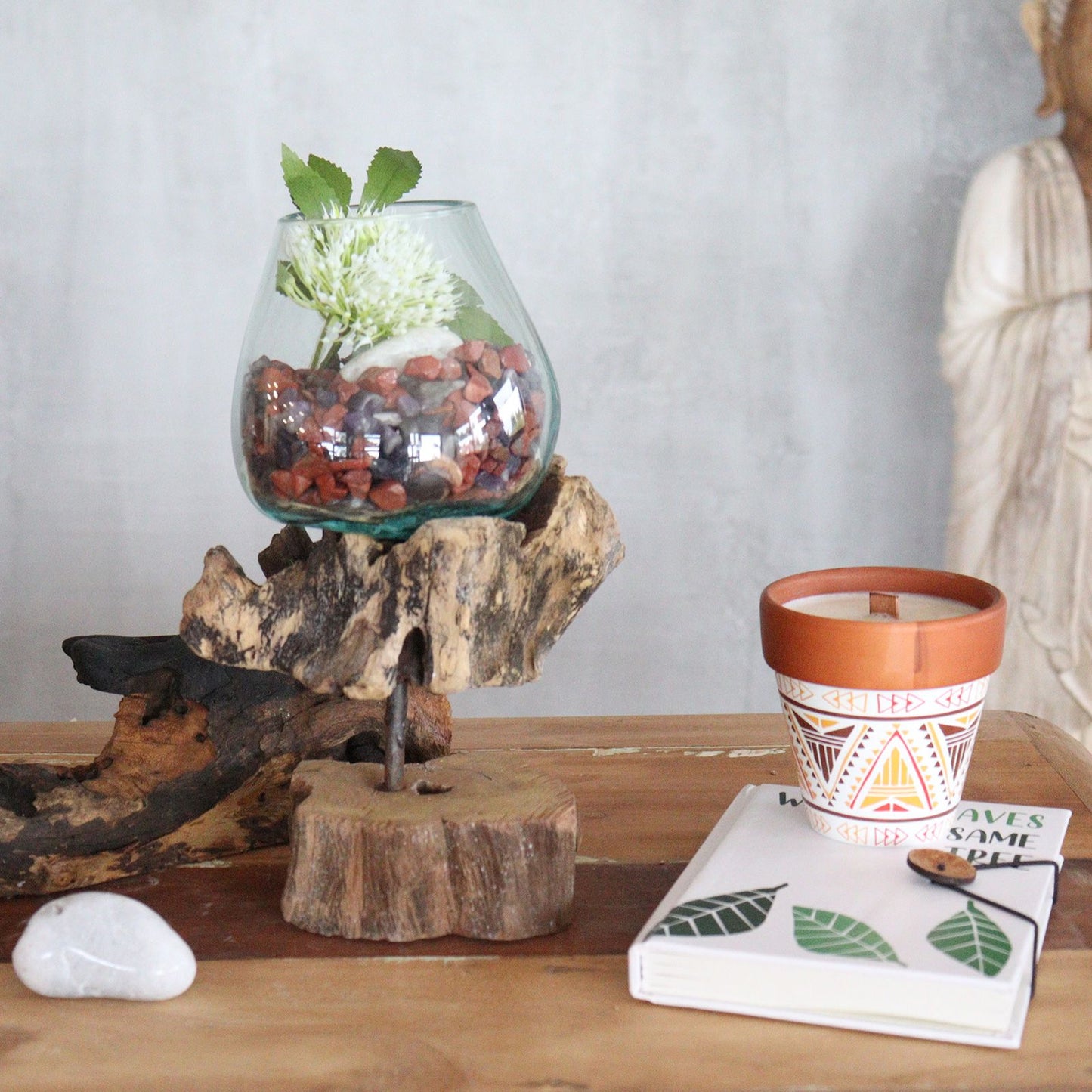 Vidrio fundido sobre madera con soporte - Cuenco grande